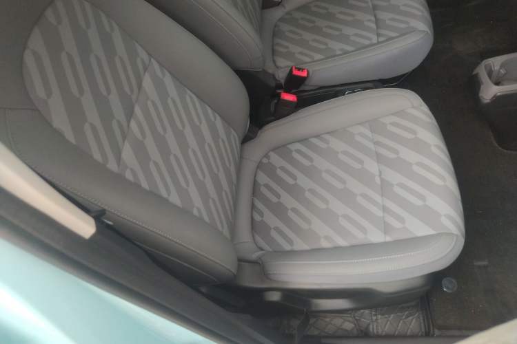 Used Leapmotor T03 2025 403 Comfort Edition Right Front Seat