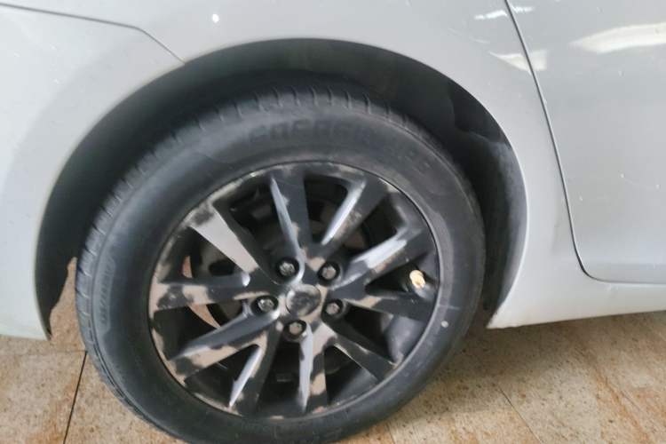 Used Chevrolet Malibu 2017 1.5T Automatic Luxury Edition Right Rear Wheel Hub