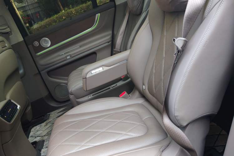 Used Hima AITO M9 2024 All-Electric Ultra Version 100 kWh 6-Seater Model