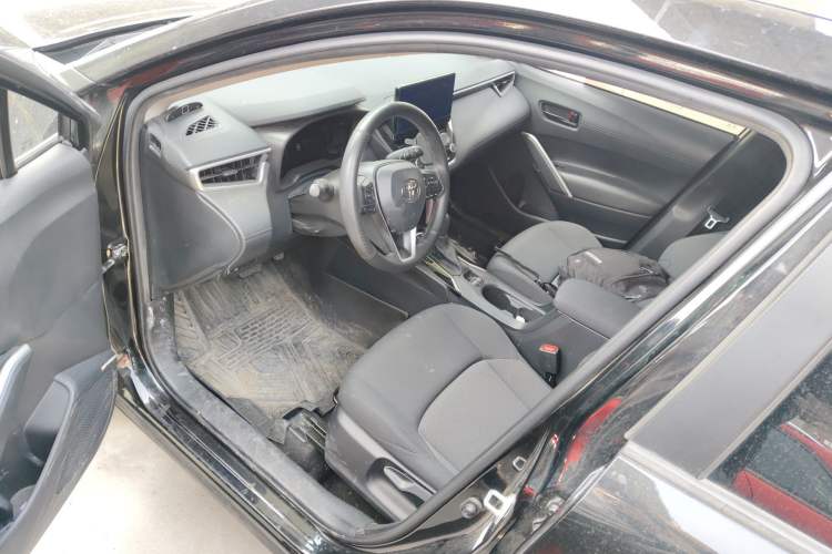 Used Toyota FRONTLANDER 2023 2.0L CVT Leading Edition
