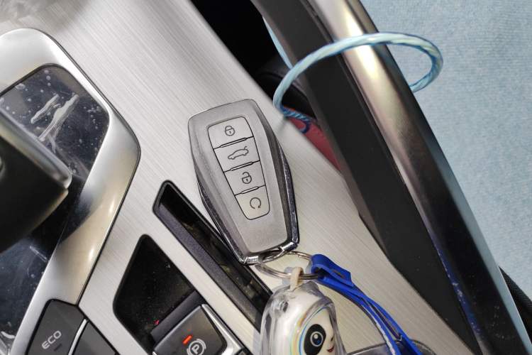 Used Geely Auto Coolray 2020 Facelift 240T DCT Hunter
