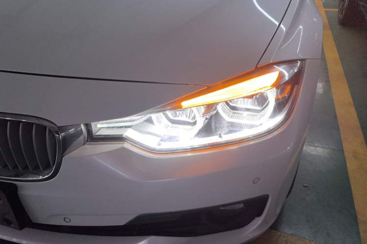 Used BMW 3 Series 2018 320Li Fashion Model
