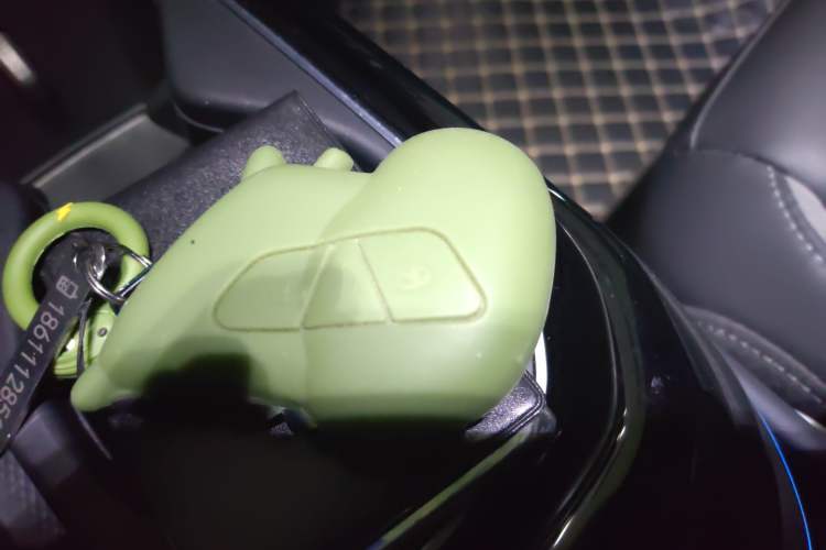 Used Volkswagen ID.4 CROZZ 2022 Long-Range Lite PRO Edition Vehicle Key