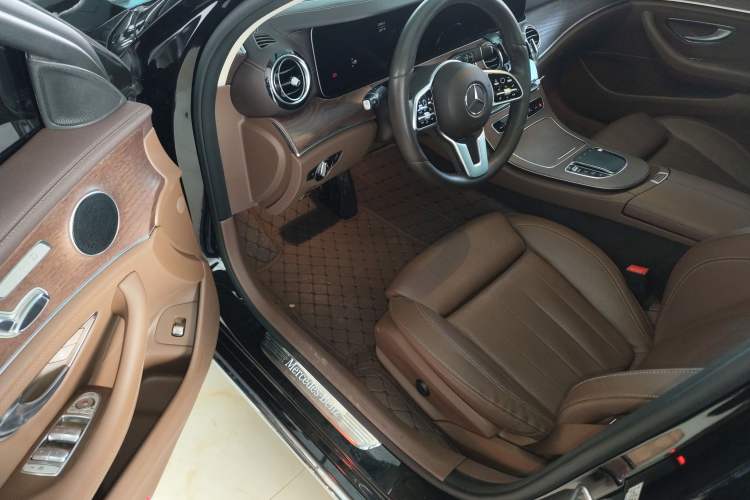 Used Mercedes-Benz E-Class 2020 Facelift E 260 L
