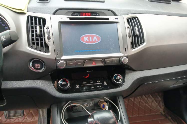 Used Kia Sportage R 2015 2.0L Automatic Two-Wheel Drive DLX Model