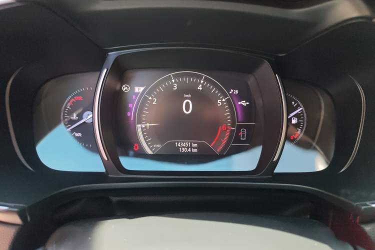 Used Renault Koleos 2017 2.0L Two-Wheel Drive Luxury Edition Instrument Cluster