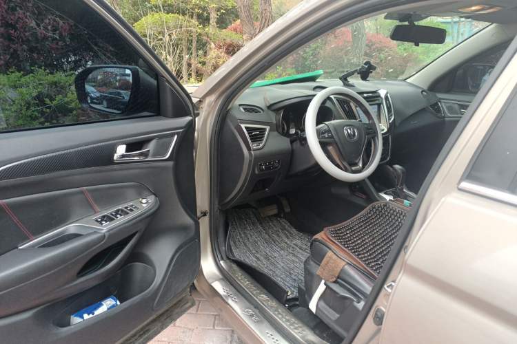 Used CHANGAN CS75 2014 1.8T Automatic Elite Version China V Standard Driver Seat