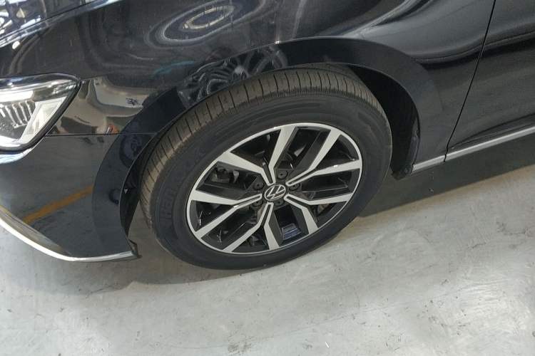 Used Volkswagen Magotan 2020 330TSI DSG Leading Model
