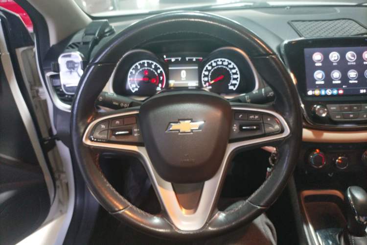 Used Chevrolet Monza 2022 320 Automatic Enjoyment Sunroof Version Steering Wheel