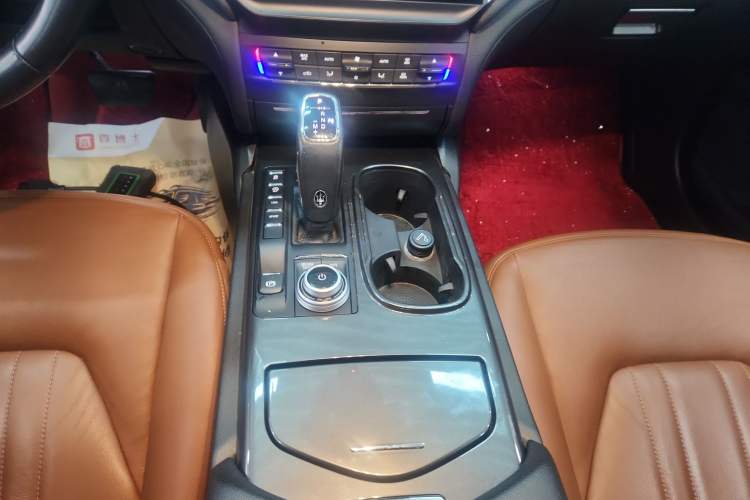 Used Maserati Ghibli 2021 2.0T Sharp Edition
