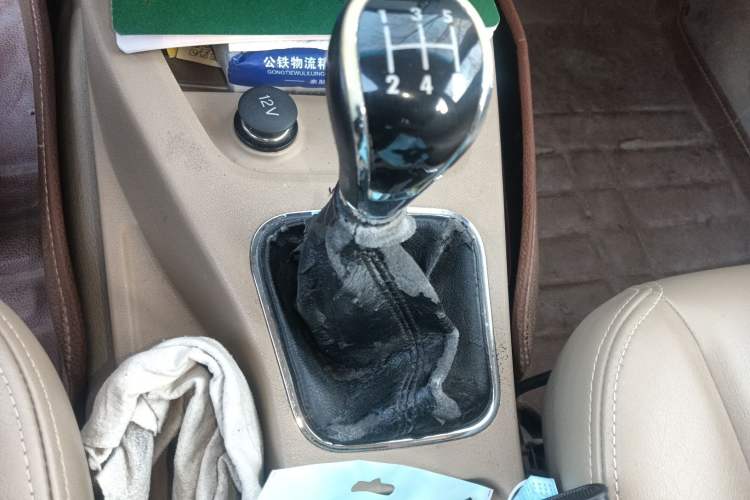 Used Wuling Hongguang 2013 1.2L S Comfort Model China IV Standard