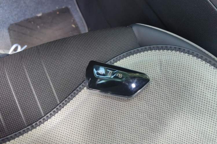 Used Volkswagen Golf 2021 280TSI DSG Pro Vehicle Key