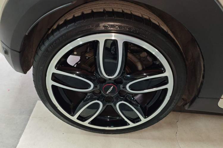 Used MINI 2019 2.0T COOPER S Racing Driver Exterior 5