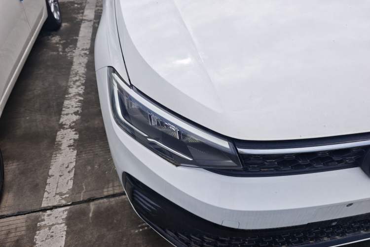 Used Volkswagen Lavida 2025 New Sharp 1.5L Outstanding New Edition Right Front Headlight