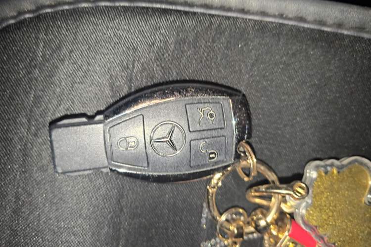 Used Mercedes-Benz C-Class 2016 C 200 Sport Edition Vehicle Key