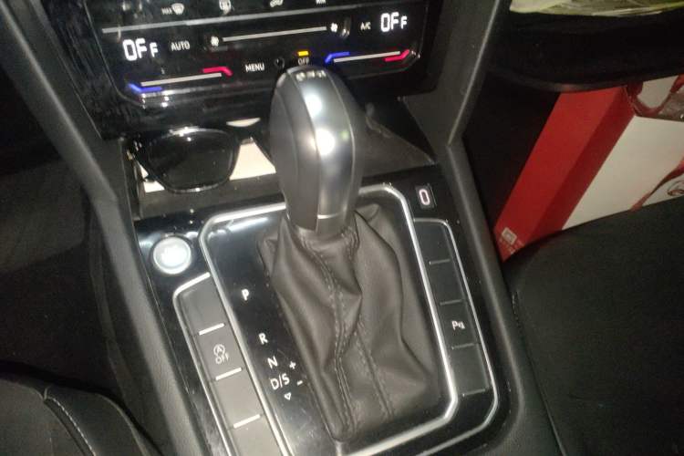 Used Volkswagen FAW-Volkswagen CC 2023 Adventure Vehicle 330TSI Hunter Vision Edition