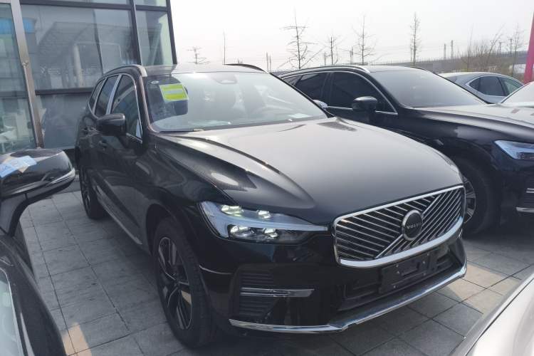 Used Volvo XC60 2026 B5 4x4 Smart Luxury Edition
