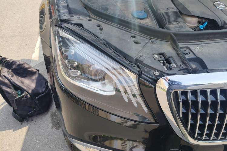 Used Mercedes-Benz S-Class 2014 S 320 L Business Model Right Front Headlight