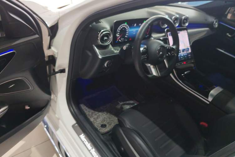 Used Mercedes-Benz C-Class 2023 Second Facelift C 260 L Sport Edition Driver Seat