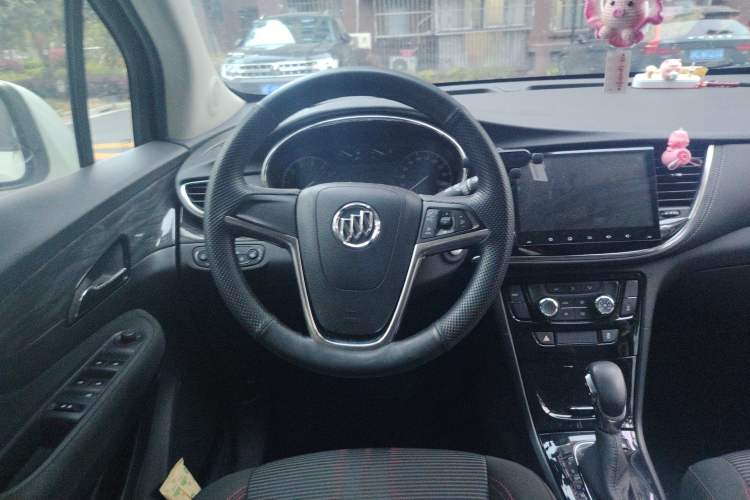 Used Buick Encore 2017 18T Automatic Two-Wheel Drive Urban Leading Model Steering Wheel