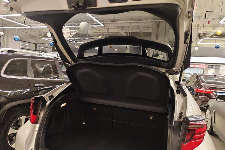 Used Toyota C-HR 2021 2.0L Luxury Edition Trunk