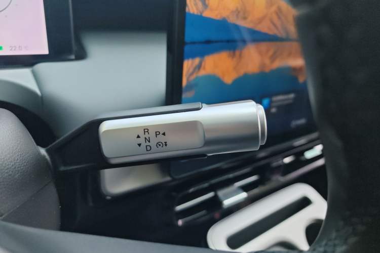 Used AION Y 2024 Younger Star Edition