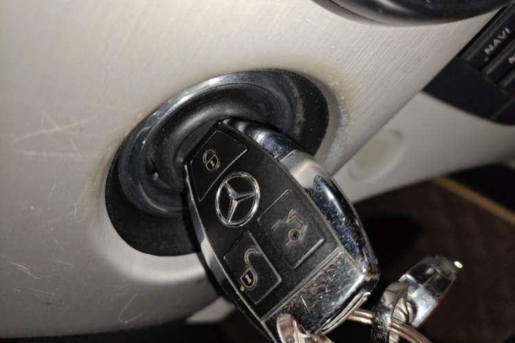 Used Mercedes-Benz GLK-Class 2015 GLK 260 4MATIC Fashion Edition Ultimate Version Vehicle Key