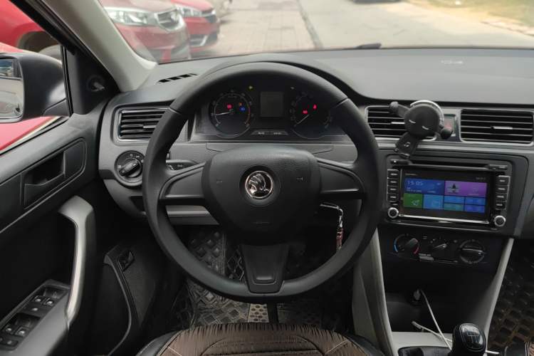 Used Skoda Rapid 2016 1.4L Manual Front-Wheel Drive Model