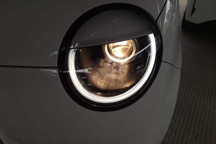 Used CHANGAN NEVO Lumin 2025 205km Refreshing Edition Left Front Headlight