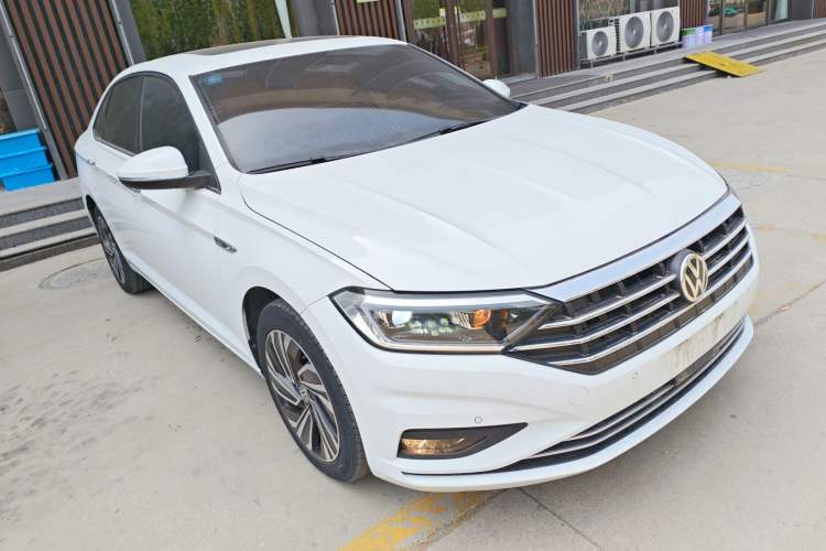 Used Volkswagen Sagitar 2019 280TSI DSG Luxury Model China V Emission Standard Exterior 1