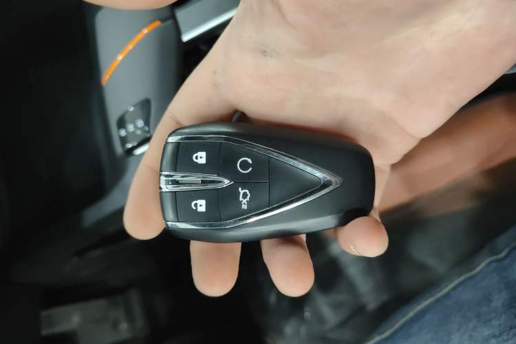 Used CHANGAN UNI-V 2024 1.5T Prestige Sport Edition