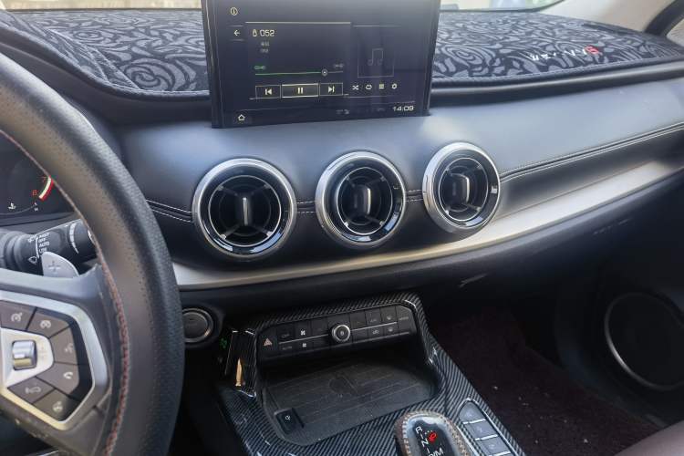 Used Wey VV6 2018 2.0T Four-Wheel Drive Flagship Version China V Standard