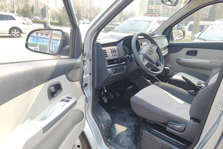 Used CHANGAN KAICHENG Xingka 2024 1.5L GDI Double-Cab Long-Box Cargo Vehicle – Comfort Edition