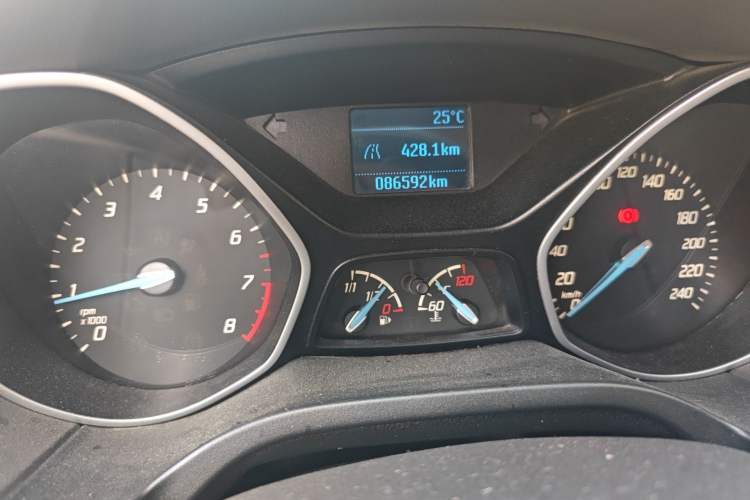 Used Ford Focus 2012 Sedan 1.6L Manual Comfort Model