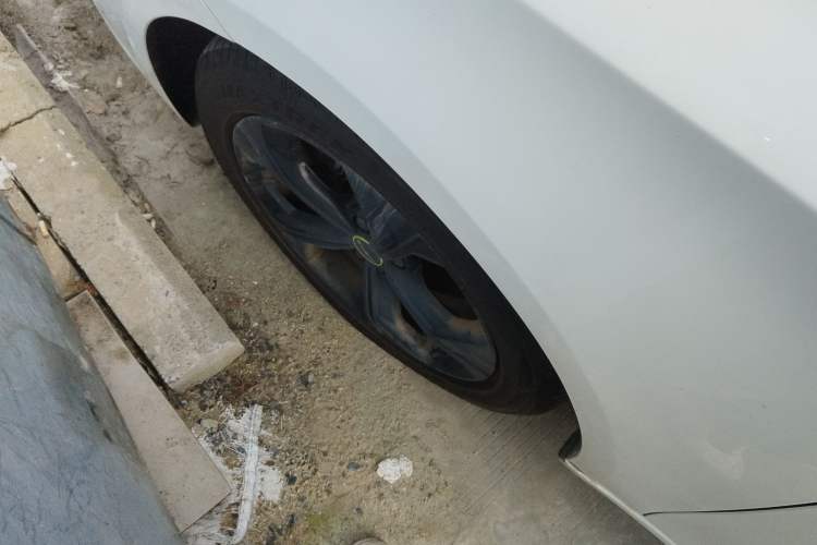 Used Roewe i6 MAX 2020 300TGI Automatic "Swell Cool Smart Drive" Edition
