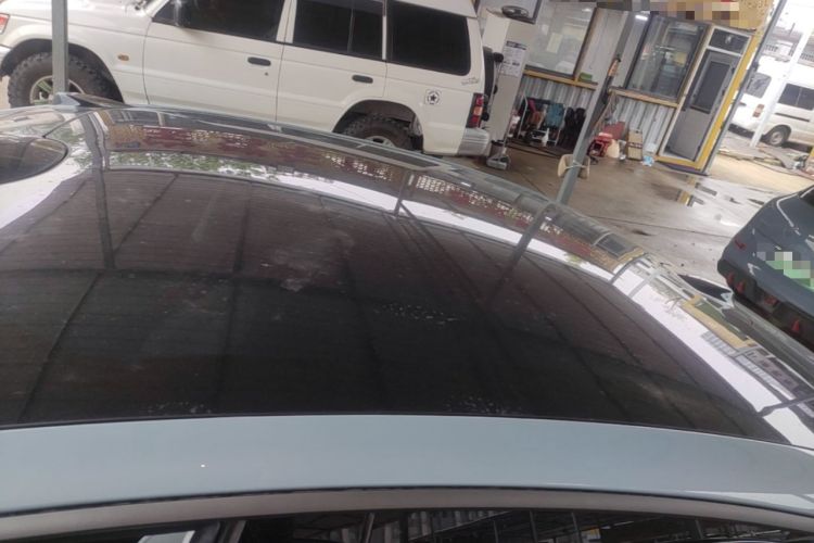 Used Nio ET5 2022 75 kWh Roof