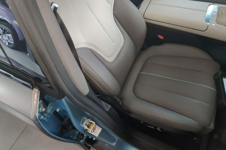 Used Deepal L07 2024 230Max Qiankun Intelligent Driving ADS SE Range-Extended Version
