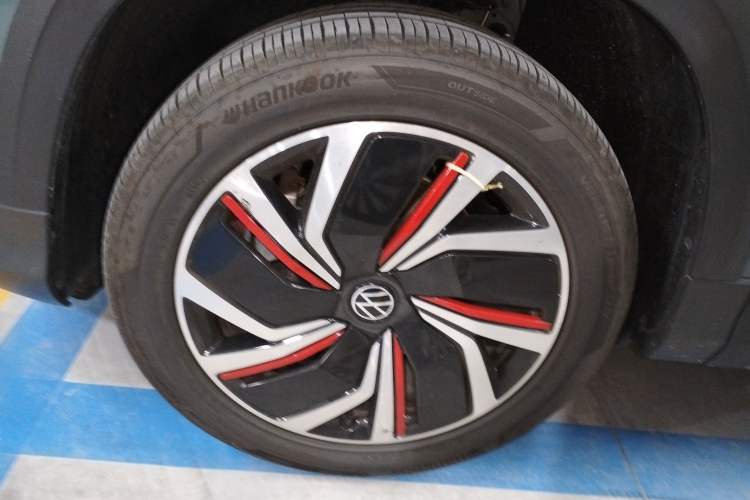 Used Volkswagen Tharu 2023 300TSI Two-Wheel-Drive Full Moon Edition