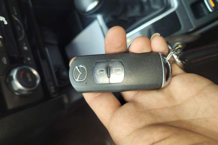 Used Mazda CX-5 2015 2.0L Automatic Two-Wheel Drive Urban Version