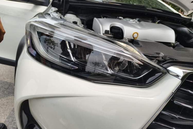 Used Toyota YARiS L Zhi Xuan 2020 X-Trail X 1.5L CVT Leading Edition Right Front Headlight