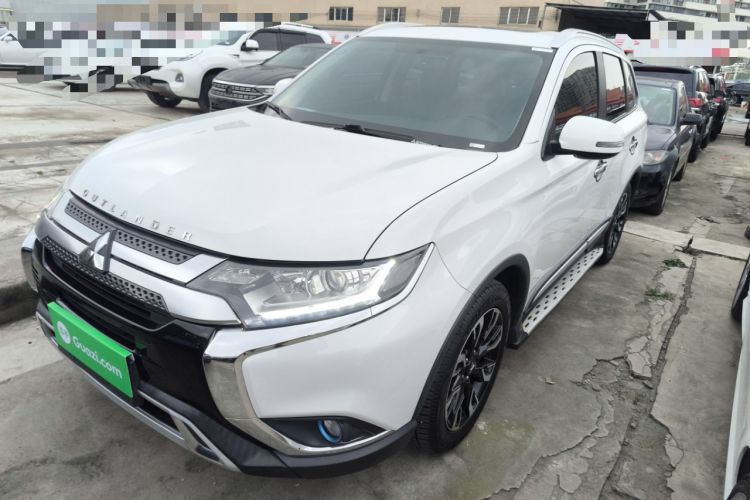 Used Mitsubishi Outlander 2019 2.0L Two-Wheel Drive Comfort Edition 5 Seats China VI Standard