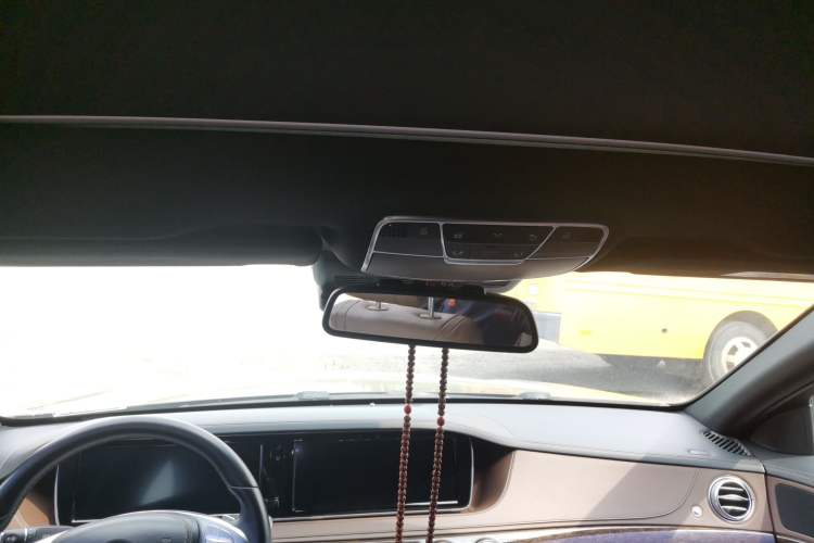 Used Mercedes-Benz S-Class 2014 S 320 L Business Model Headliner