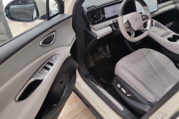 Used BYD Sealion 06 New Energy 2025 Model EV 605 Navigation Plus Edition
