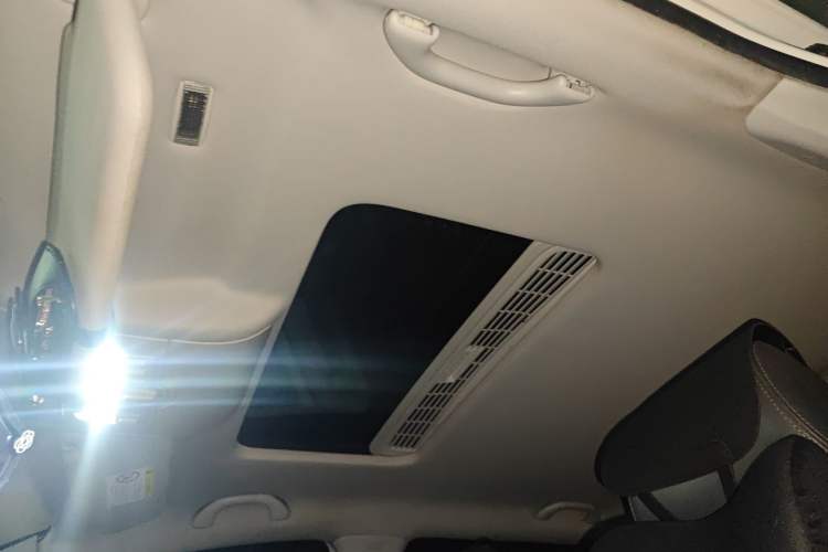 Used Volkswagen Touran 2015 1.4T DSG Comfort Edition 5 Seats