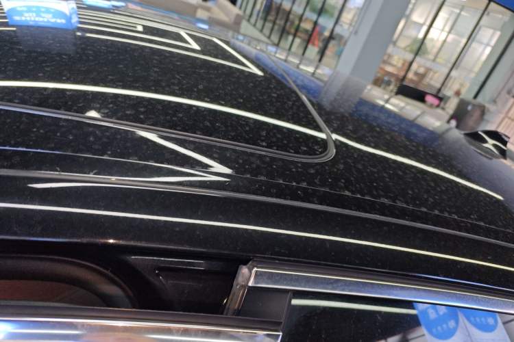 Used BMW 5 Series 2017 525Li Leading Model Roof