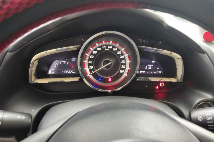 Used Mazda Mazda 3 Axela 2014 Sedan 1.5L Manual Comfort Model