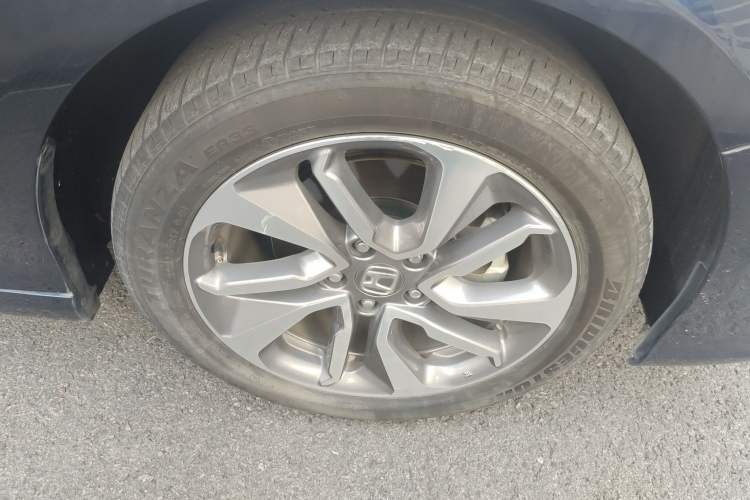 Used Honda Inspire 2019 260TURBO Elegant Edition China VI Emission Standard Right Front Wheel Hub