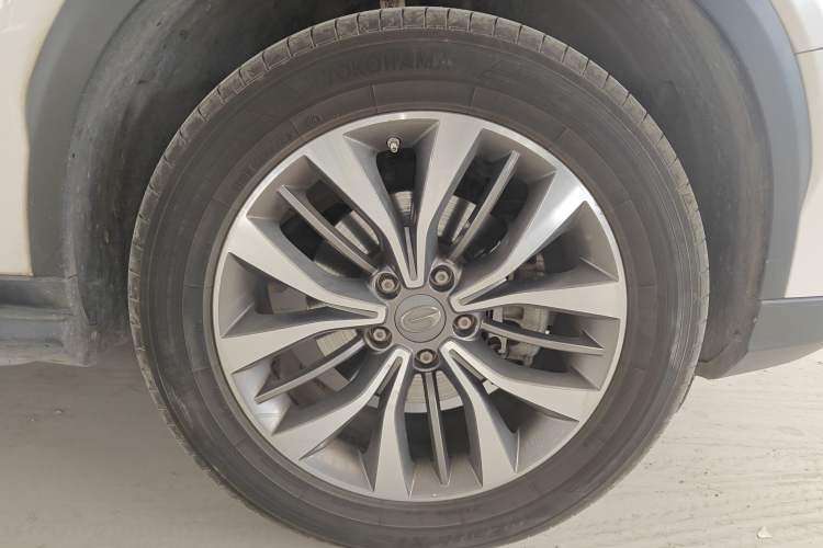 Used GAC Trumpchi GS8 2017 320T Two-Wheel Drive Luxury Smart Connectivity Version (7 Seats)