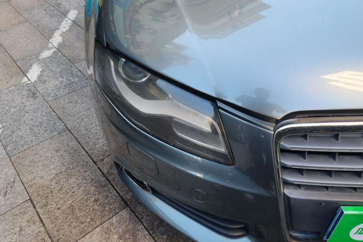 Used Audi A4L 2010 2.0 TFSI Luxury Model
