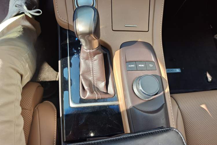 Used Lexus ES 2015 250 Elegant Edition